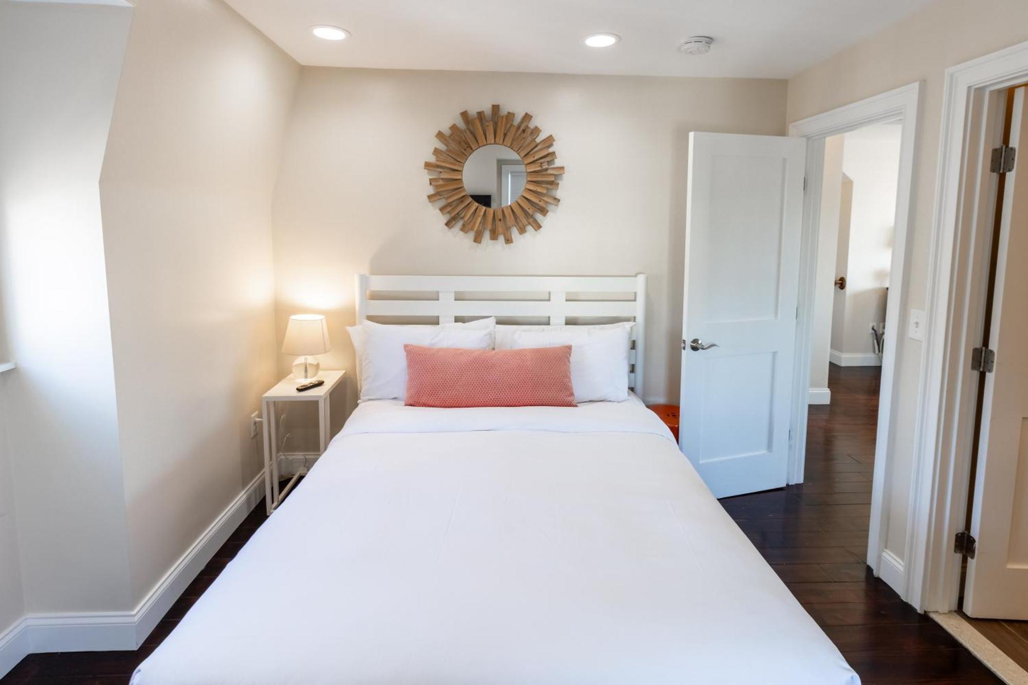 Appartamento The Newport Lofts - 617 Thames Street Esterno foto